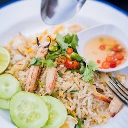 รมณ คาเฟ่ บ้านลาด