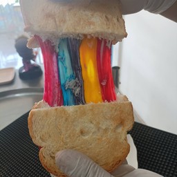 ขนมปุงชีสเรนโบว์ราดคาราเมล