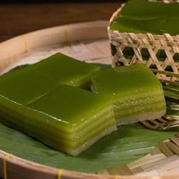 ป้าเตี้ยขนมไทยตลาดโพธิ์จันทร์