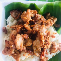 พี่กุ้งตามสั่ง (ร้านใบตอง)
