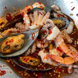 ยำสามสมุทร