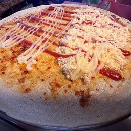 พริกเผา vs หมูหยอง