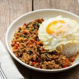 King กะเพรา Midnight