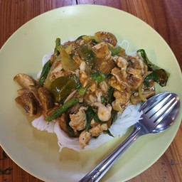 ขนมจีนแกงเขียวหวาน(เลือกเนื้อสัตว์)