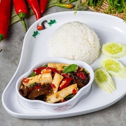 ข้าวกะเพราเห็ดและเต้าหู้ (มังสาวิรัต)
