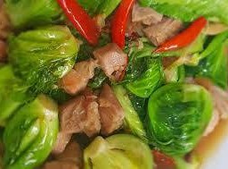 แขนงหมูกรอบ