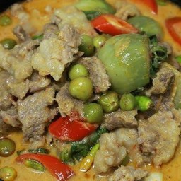 แกงเขียวหวานเนื้อ