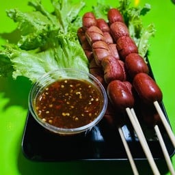 ลูกชิ้นปิ้งเพื่อเธอ