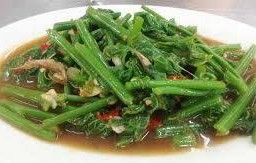ฟักแม้วปลาเค็ม
