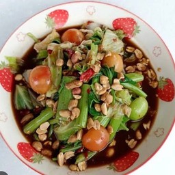 ตำผักลวก