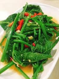ฟักแม้วไฟแดง
