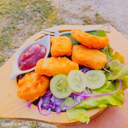 นักเก็ตไก่ ( Chicken nuggets)