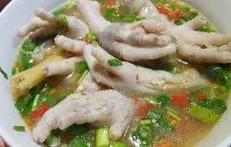 ต้มซุปเปอร์ขาไก่