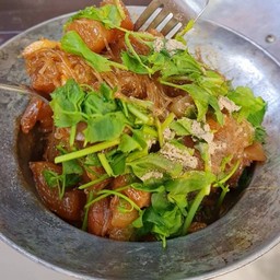 เอ็นเนื้อตุ๋นอบวุ้นเส้น