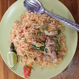ข้าวผัดทรงเครื่อง
