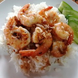 กุ้งกระเทียม ราดข้าว