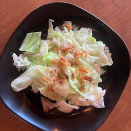 กะหล่ำปลีผัดน้ำปลา