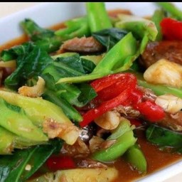 ครัวพ่อผัว🌶️  กะเพรา&ไข่ข้น&ก๋วยเตี๋ยวน้ำใส เย็นตาโฟ ต้มยำ ครัวพ่อผัว...เดลิเวอรี่