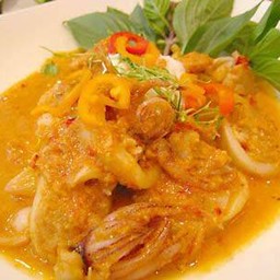 พะแนงรวมทะเลราดข้าว