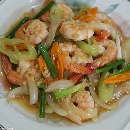 ผัดพริกหยวกปลาหมึก