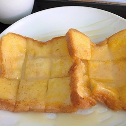 ขนมปังเนยนมแบบบาง