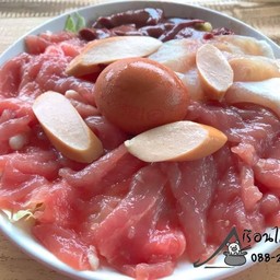 ชุดหมู