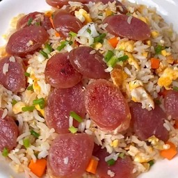 ข้าวผัดกุนเชียง..