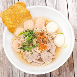ก๋วยเตี๋ยวหมูเด้งน้ำใส