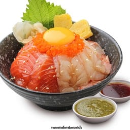 ข้าวหน้าแซลมอนกุ้งอากะเอบิดองซีอิ๊วญี่ปุ่น