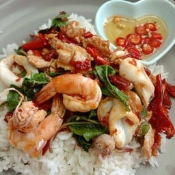 หอยทอด  ผัดไทย ร้านใบหม่อน