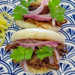 หมั่นโถว หมูตุ๋น (3ชิ้น)