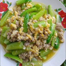 Stir Fried Cucumber With Egg And Minced Pork On Rice