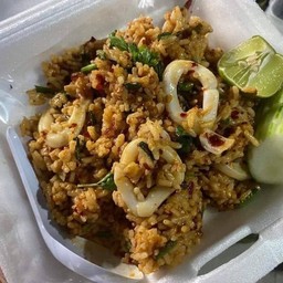 ข้าวผัดต้มยำ