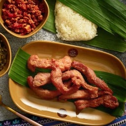 ชุดหมูแดดเดียว,น้ำพริกอ่อง,ข้าวเหนียว