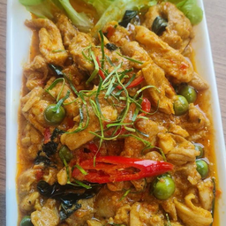 แกงพะแนงไก่