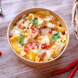 ไข่ยู่ยี้ (ราดพริกน้ำปลา)