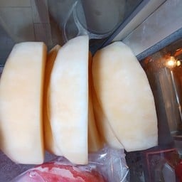 ผลไม้แม่อำภรณ์ Tiwanon 40