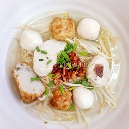 ก๋วยเตี๋ยวน้ำใส (พิเศษ)