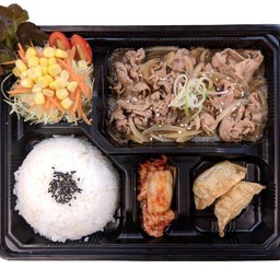 ชุดเบนโตะเนื้อผัดซีอิ๊วญี่ปุ่น ฟรี มิโซะซุป