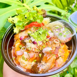 ข้าวไข่ข้นยำปลากระป๋อง