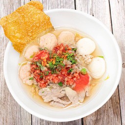 ก๋วยเตี๊ยวหมูเด้งน้ำเย็นตาโฟ