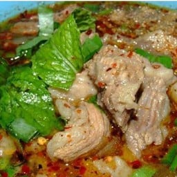 ต้มแซ่ป เนื้อวัว (เนื้อติดมัน) ฟรีข้าวเหนียว-ข้าวสวย
