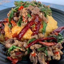 ข้าวไข่ข้นผัดฉ่าเนื้อ