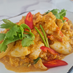 ผัดปลาหมึกไข่เค็ม