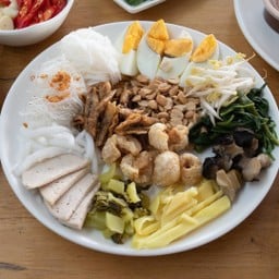 เพิ่มเครื่องเคียงใส่ถาด