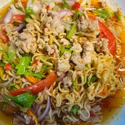 Spicy Instant Noodle Salad with Minced Pork