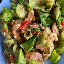 แขนงหมูกรอบ