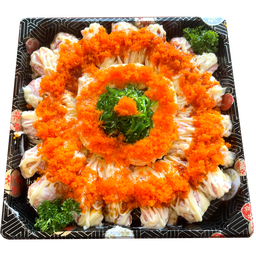 เค้กซูชิแซลมอนเบิร์น ท๊อปด้วยไข่กุ้ง