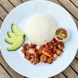 ข้าวไก่ทอดน้ำปลา