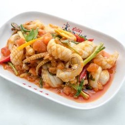 ปลาหมึกผัดไข่เค็ม